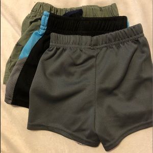 3 pairs of shorts for $8 (3m-6m)